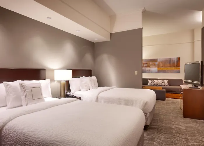 Springhill Hotel 3*